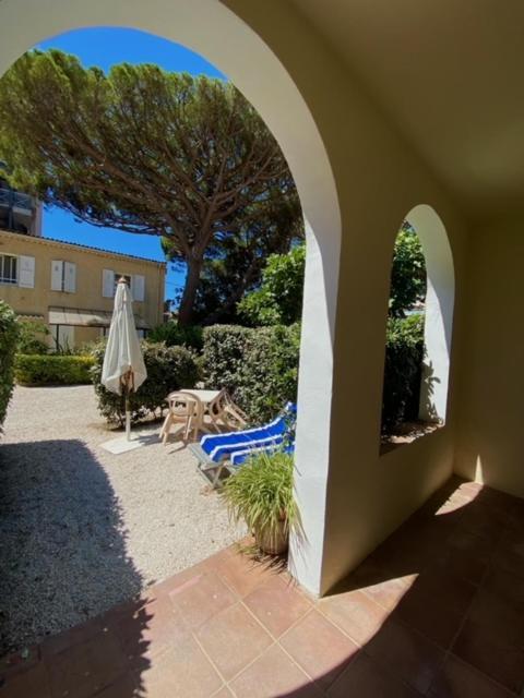 Hotel Beau Rivage Le Lavandou Eksteriør billede