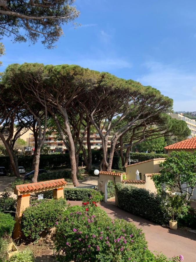 Hotel Beau Rivage Le Lavandou Eksteriør billede
