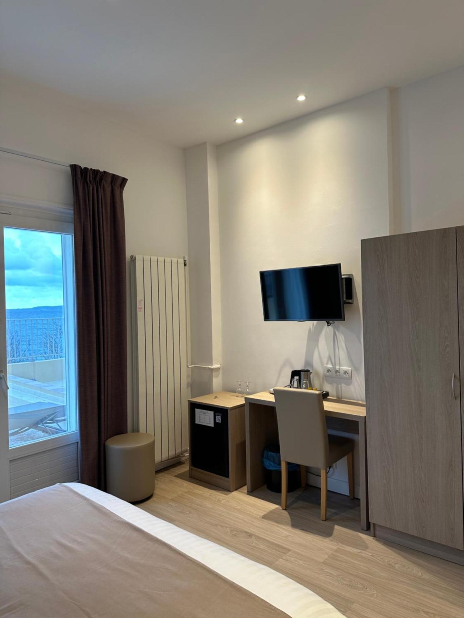 Hotel Beau Rivage Le Lavandou Eksteriør billede