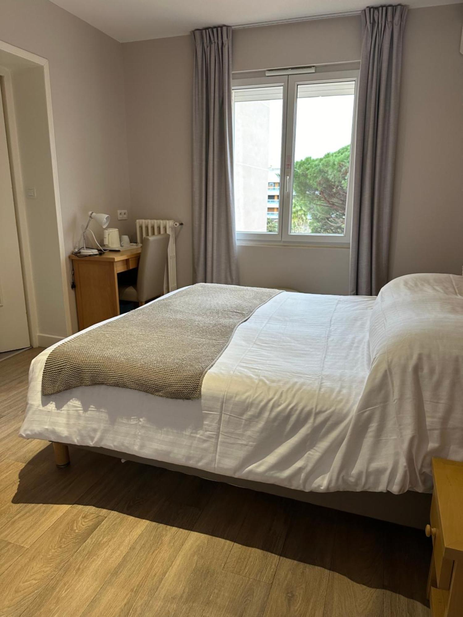 Hotel Beau Rivage Le Lavandou Eksteriør billede