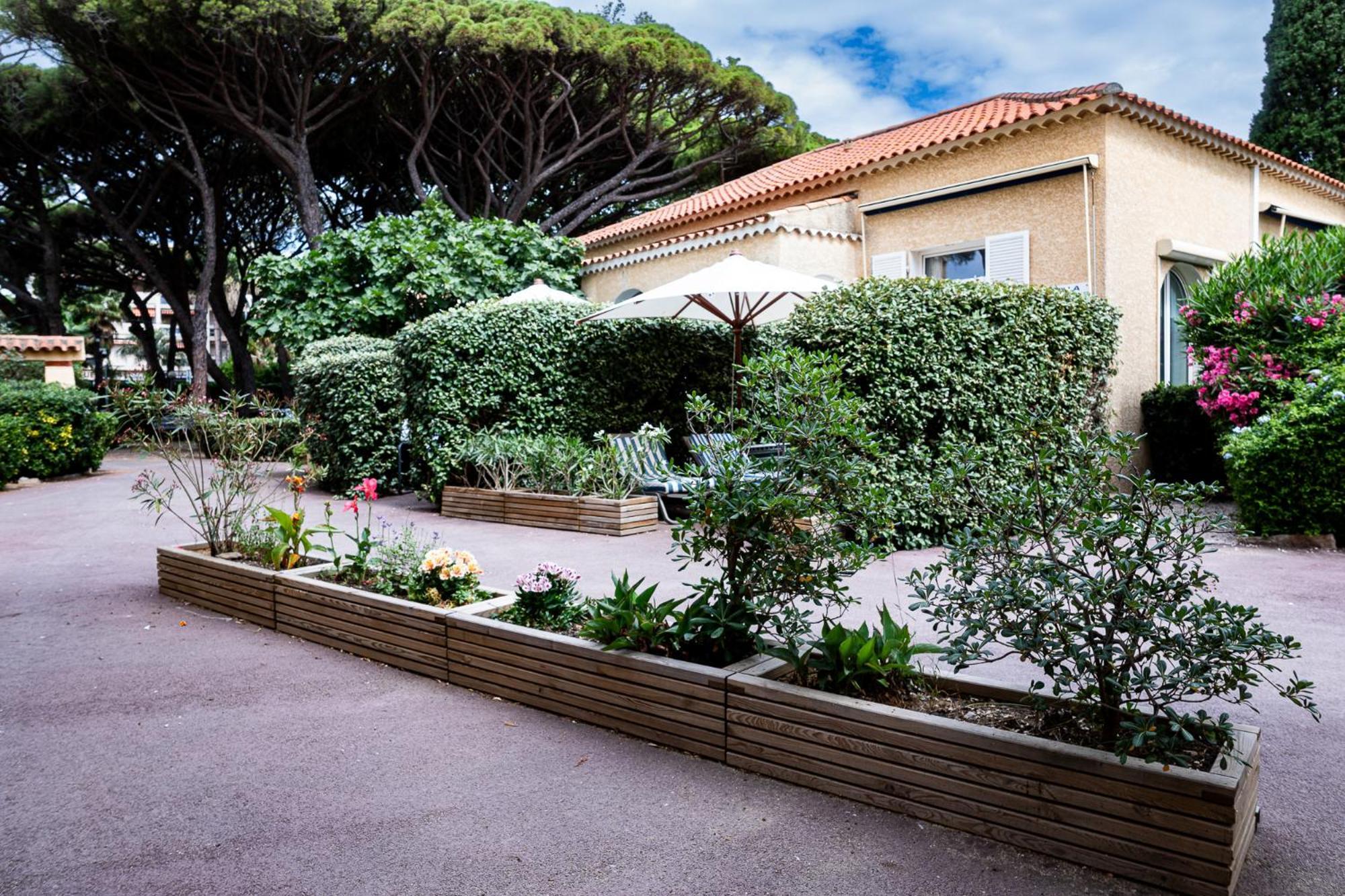 Hotel Beau Rivage Le Lavandou Eksteriør billede