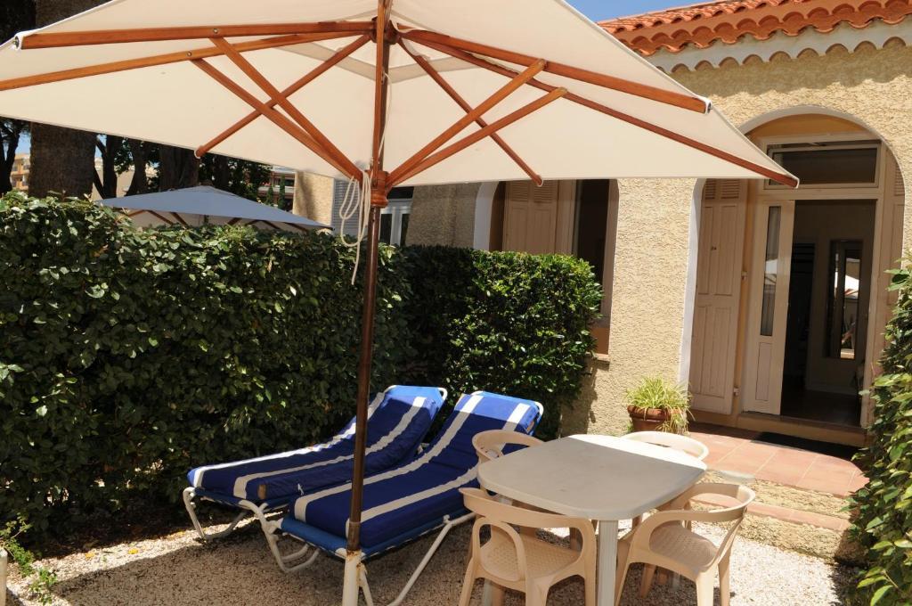 Hotel Beau Rivage Le Lavandou Værelse billede